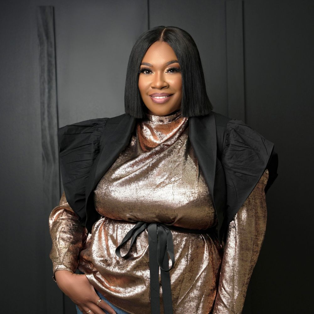 Lisa Knowles